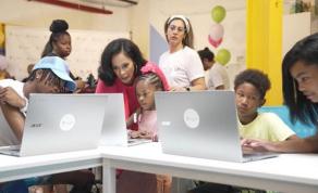 Former WNBA Star, Neisha Butler, Gives Kids In Brooklyn Opportunities In STEM